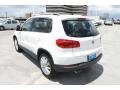Candy White - Tiguan SE Photo No. 6