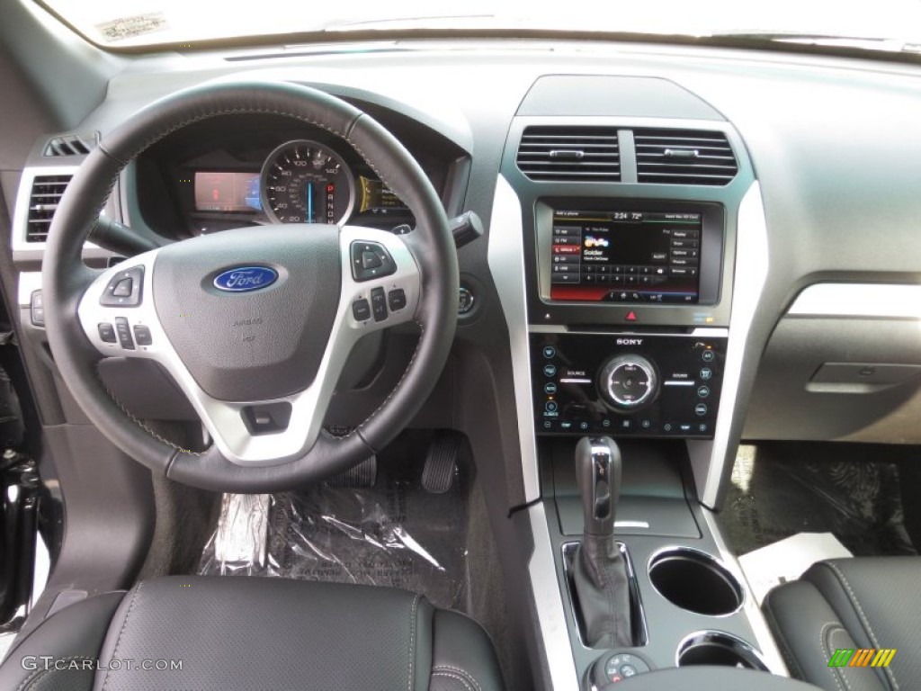 2013 Ford Explorer Sport 4WD Charcoal Black Dashboard Photo #75908705