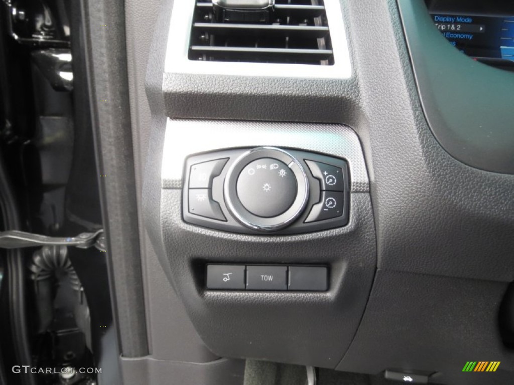 2013 Ford Explorer Sport 4WD Controls Photo #75908834