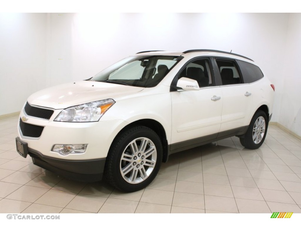 White Diamond Tricoat 2011 Chevrolet Traverse LT Exterior Photo #75910653
