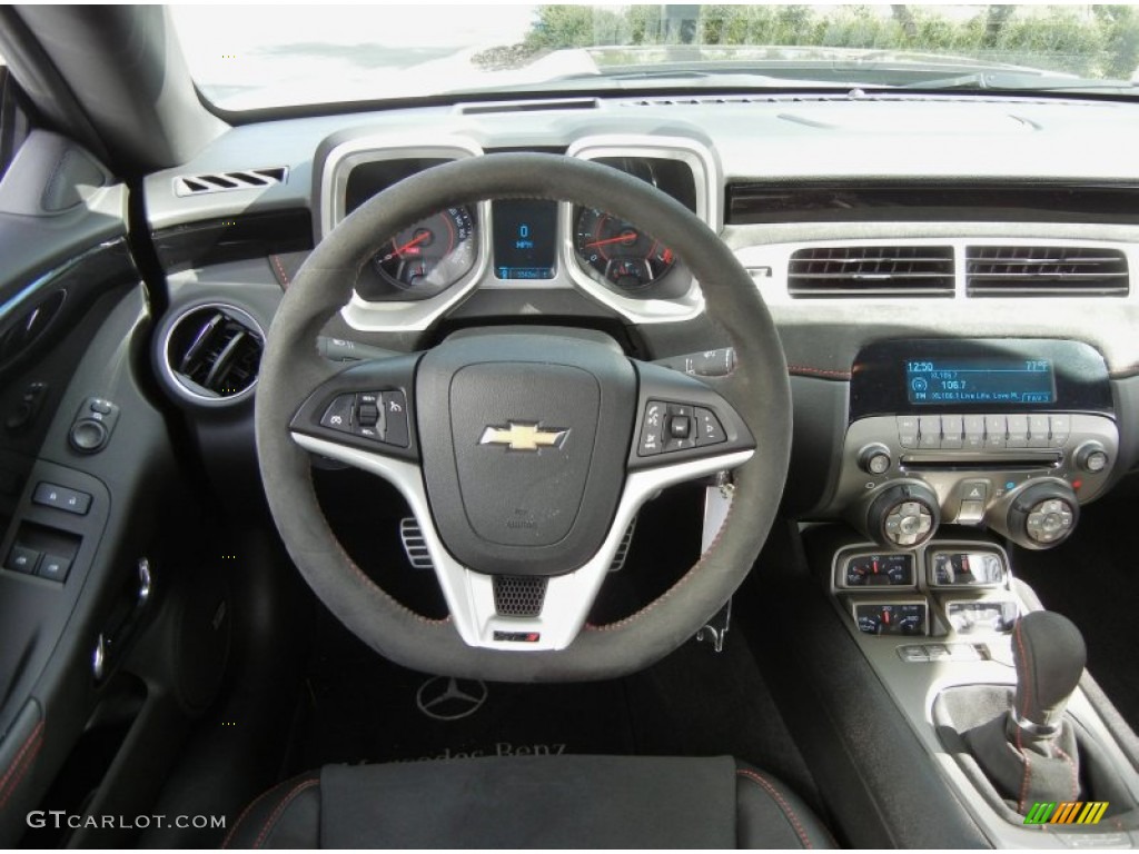 2012 Chevrolet Camaro ZL1 Dashboard Photos