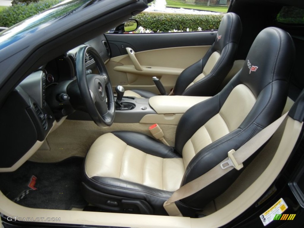 2007 Chevrolet Corvette Coupe Front Seat Photo #75913354