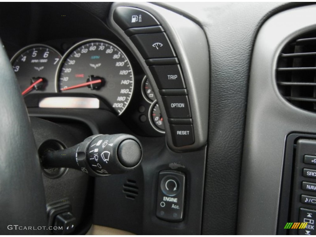 2007 Chevrolet Corvette Coupe Controls Photo #75913502