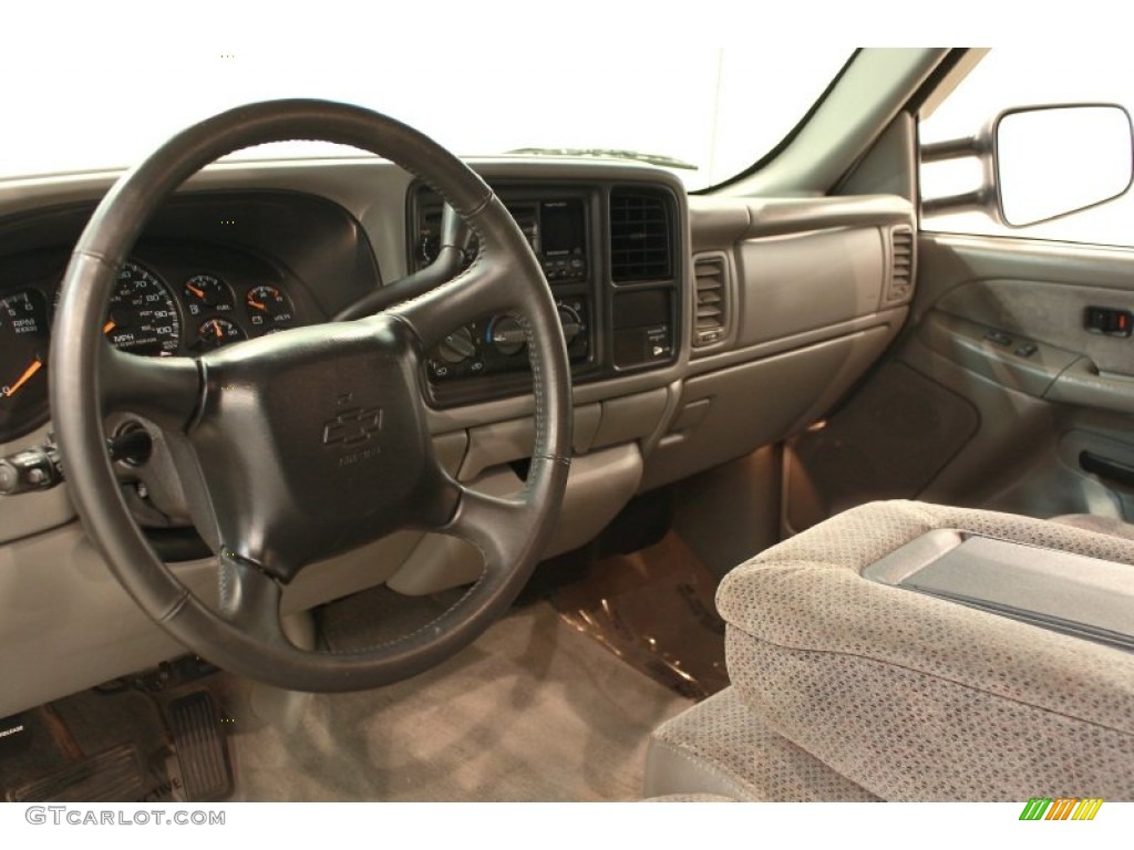 1999 Chevrolet Silverado 1500 LS Extended Cab Medium Gray Dashboard Photo #75914051