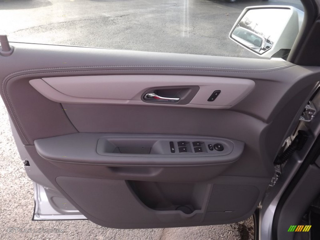 2013 Traverse LT - Silver Ice Metallic / Dark Titanium/Light Titanium photo #13