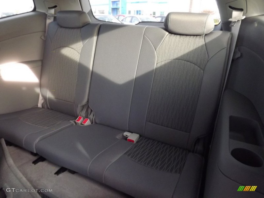 2013 Traverse LT - Silver Ice Metallic / Dark Titanium/Light Titanium photo #17