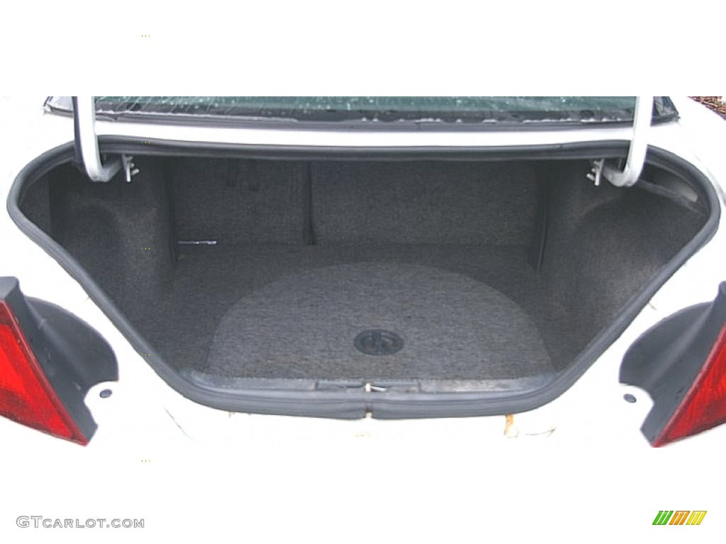 2005 Sunfire Coupe - Summit White / Graphite photo #7