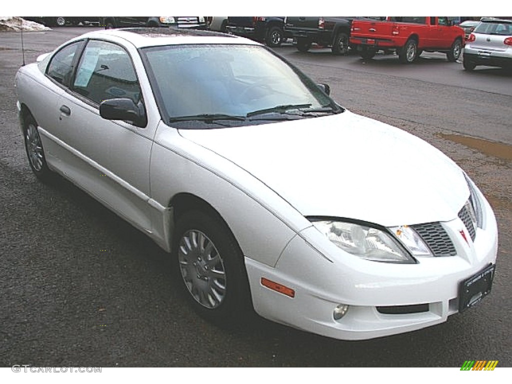 Summit White 2005 Pontiac Sunfire Coupe Exterior Photo #75916057