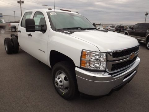 2013 Chevrolet Silverado 3500HD WT Crew Cab 4x4 Dually Chassis Data, Info and Specs