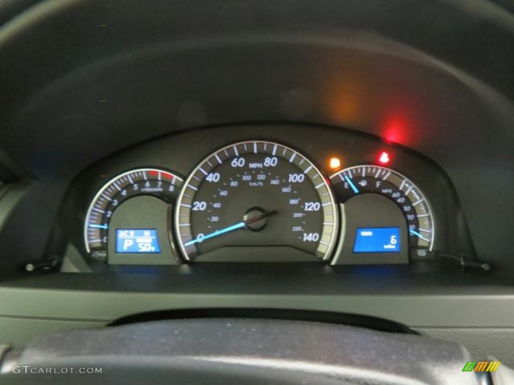 2013 Toyota Camry SE Gauges Photo #75919700