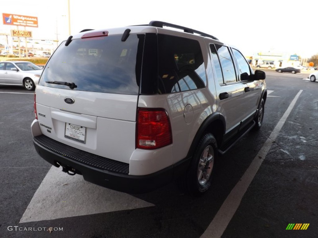 2003 Explorer XLT - Oxford White / Medium Parchment Beige photo #5