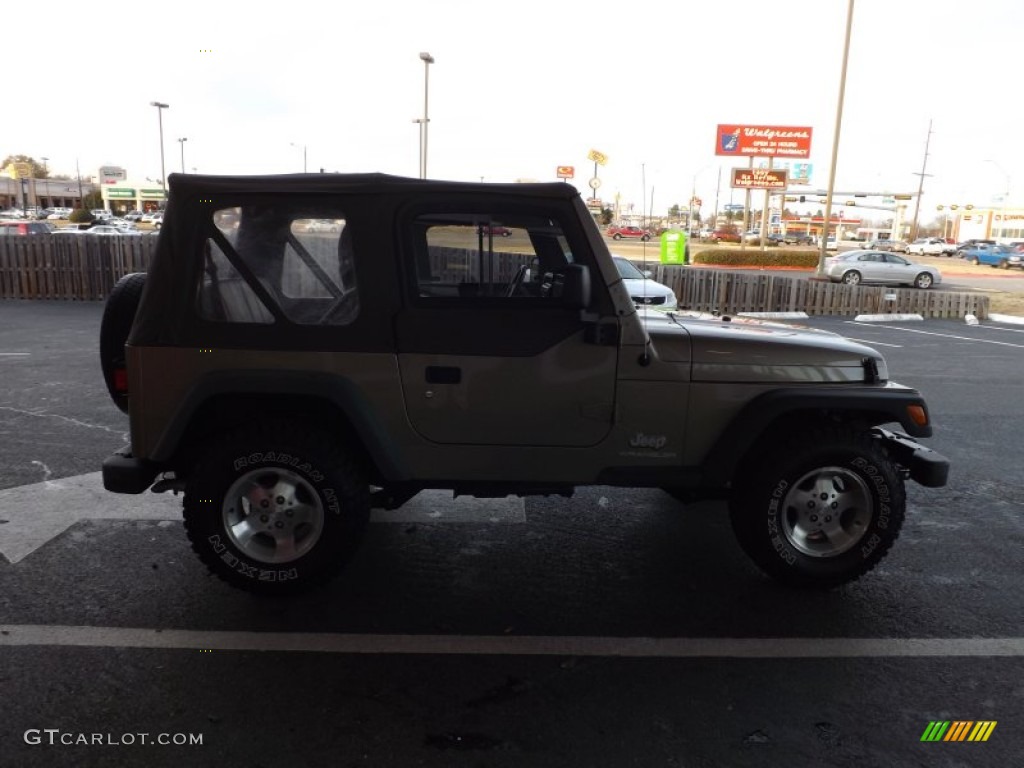 2004 Wrangler SE 4x4 - Light Khaki Metallic / Khaki photo #6