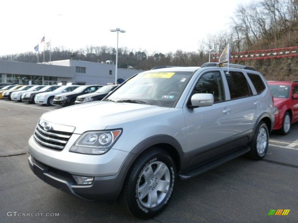 2009 Borrego LX V6 4x4 - Bright Silver / Black photo #1