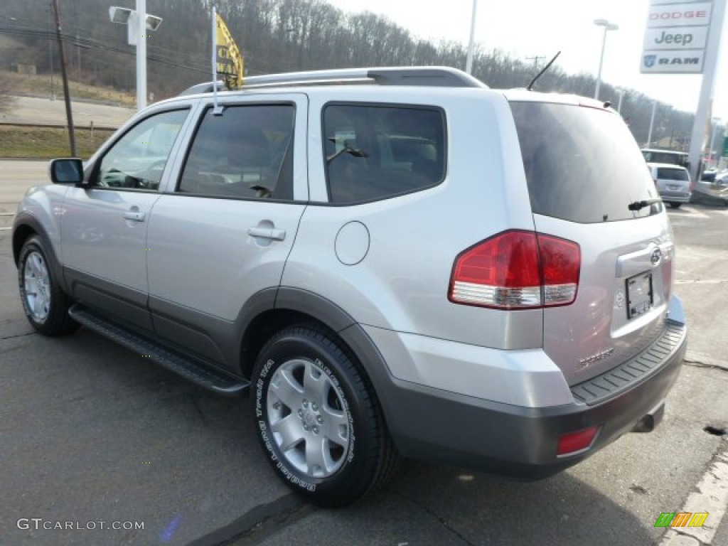 2009 Borrego LX V6 4x4 - Bright Silver / Black photo #3