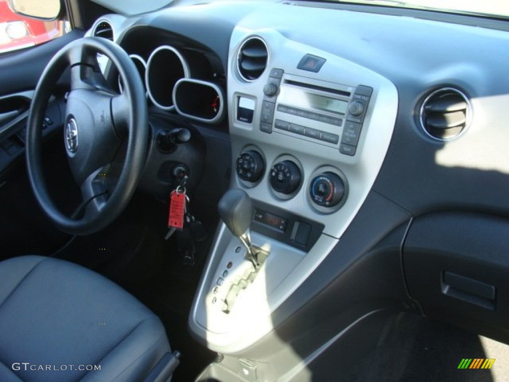 2009 Toyota Matrix S AWD Controls Photo #75925915