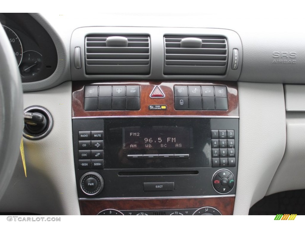 2006 Mercedes-Benz C 280 4Matic Luxury Controls Photo #75926107