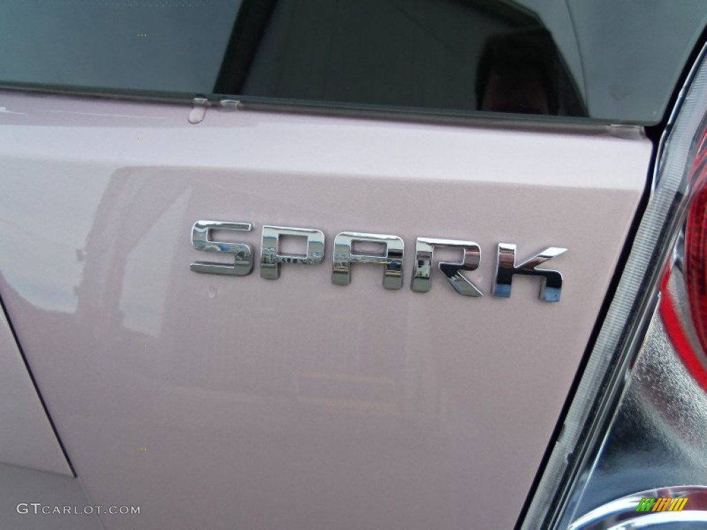 2013 Chevrolet Spark LT Marks and Logos Photos