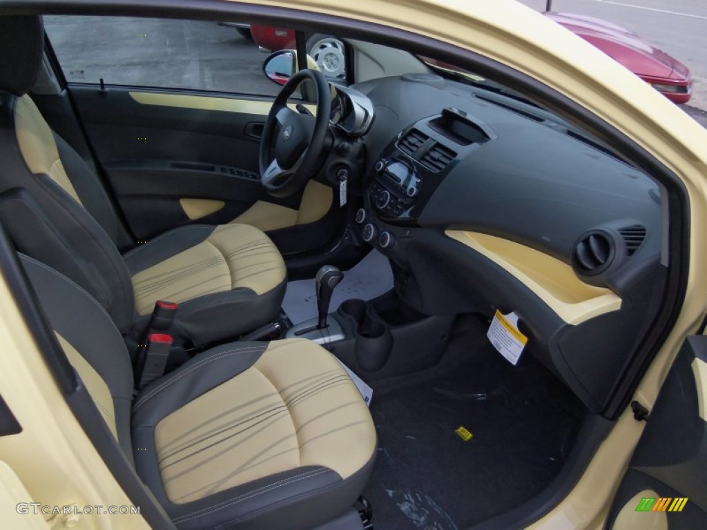 Yellow/Yellow Interior 2013 Chevrolet Spark LS Photo #75931130