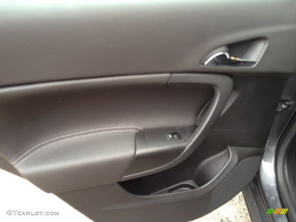 2011 Regal CXL - Granite Gray Metallic / Ebony photo #16