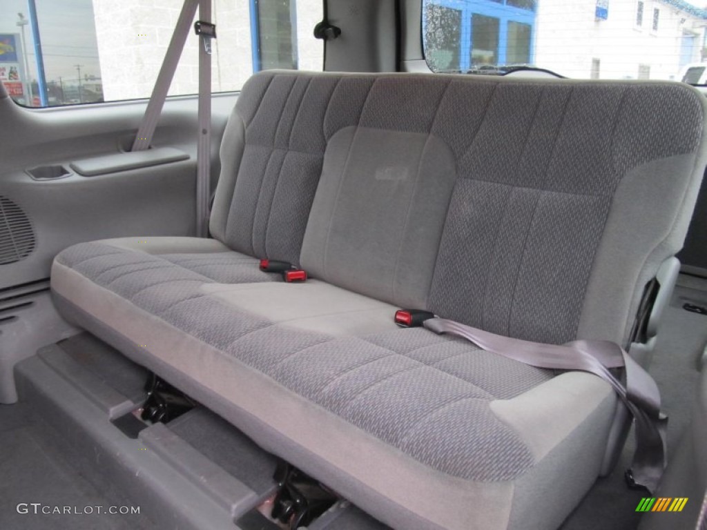 2001 Ford Excursion XLT 4x4 Rear Seat Photo #75931828