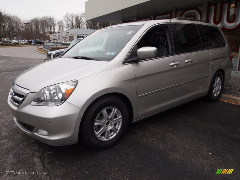 Silver Pearl Metallic 2006 Honda Odyssey Touring Exterior Photo #75932688