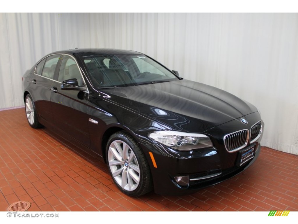 2013 5 Series 535i xDrive Sedan - Black Sapphire Metallic / Everest Gray photo #1