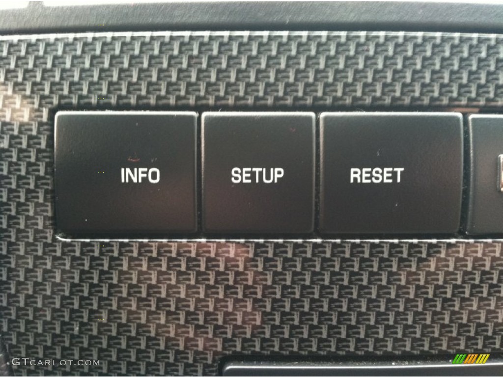 2006 Ford Fusion SE Controls Photo #75936037
