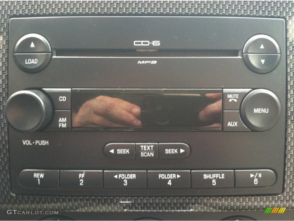 2006 Ford Fusion SE Audio System Photo #75936061