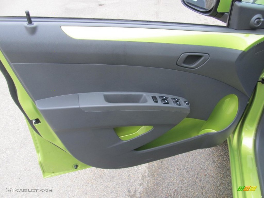 2013 Chevrolet Spark LS Front Seat Photo #75938188