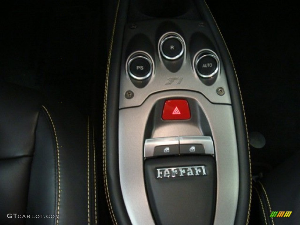 2011 Ferrari 458 Italia Controls Photo #75940024