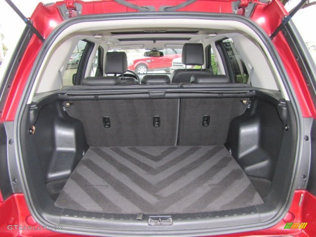 2008 Land Rover LR2 HSE Trunk Photo #75940663