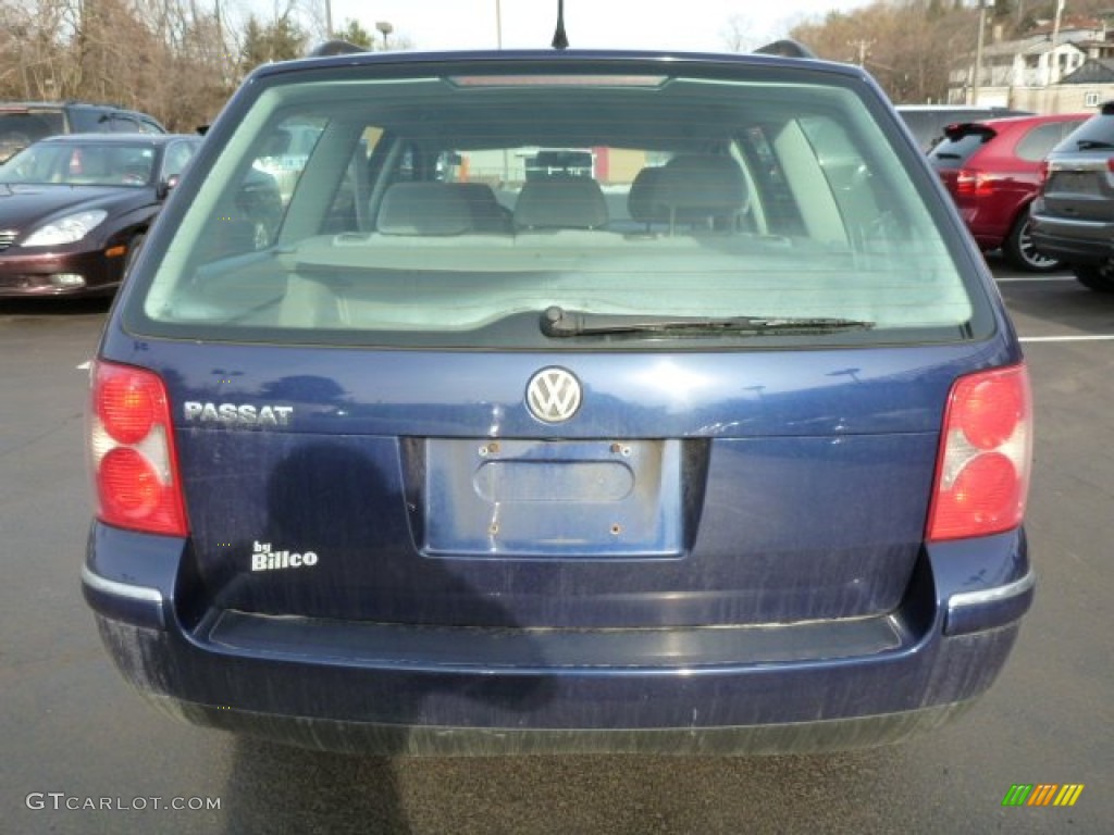 2004 Passat GL Wagon - Shadow Blue Metallic / Grey photo #10