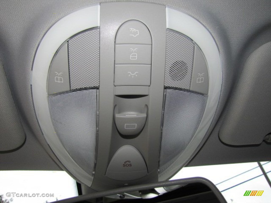 2009 Mercedes-Benz CLS 550 Controls Photo #75943088