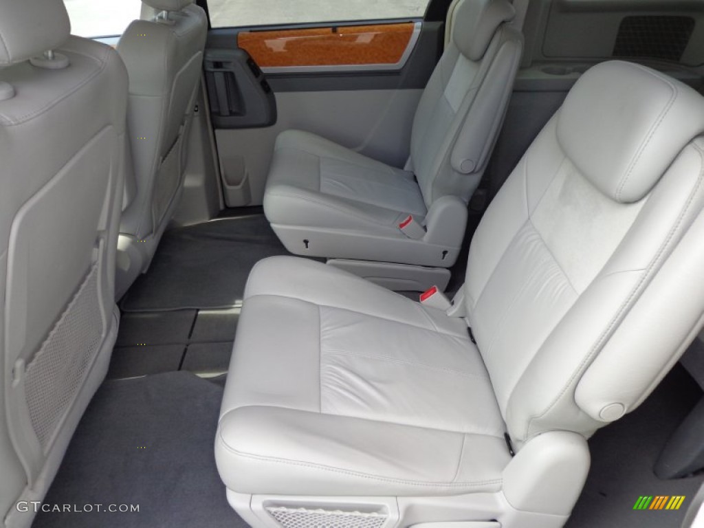 Medium Slate Gray/Light Shale Interior 2010 Chrysler Town & Country Limited Photo #75943661