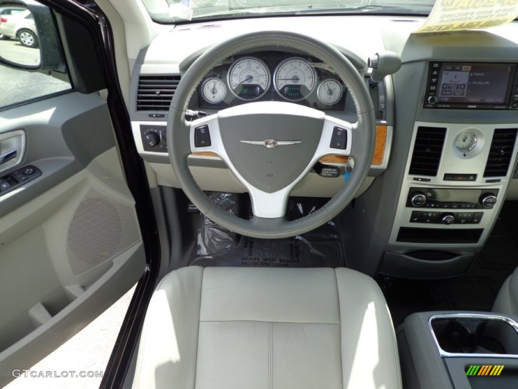 2010 Chrysler Town & Country Limited Medium Slate Gray/Light Shale Dashboard Photo #75943700