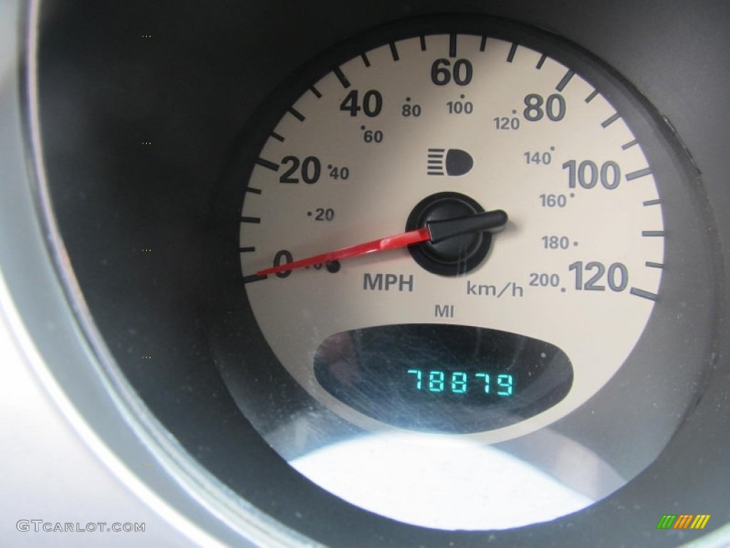 2004 PT Cruiser Touring - Light Almond Pearl Metallic / Dark Slate Gray photo #15