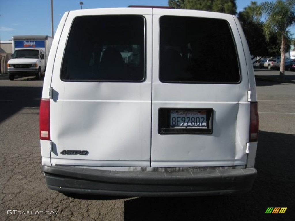 2001 Astro Commercial Van - Ivory White / Pewter photo #5