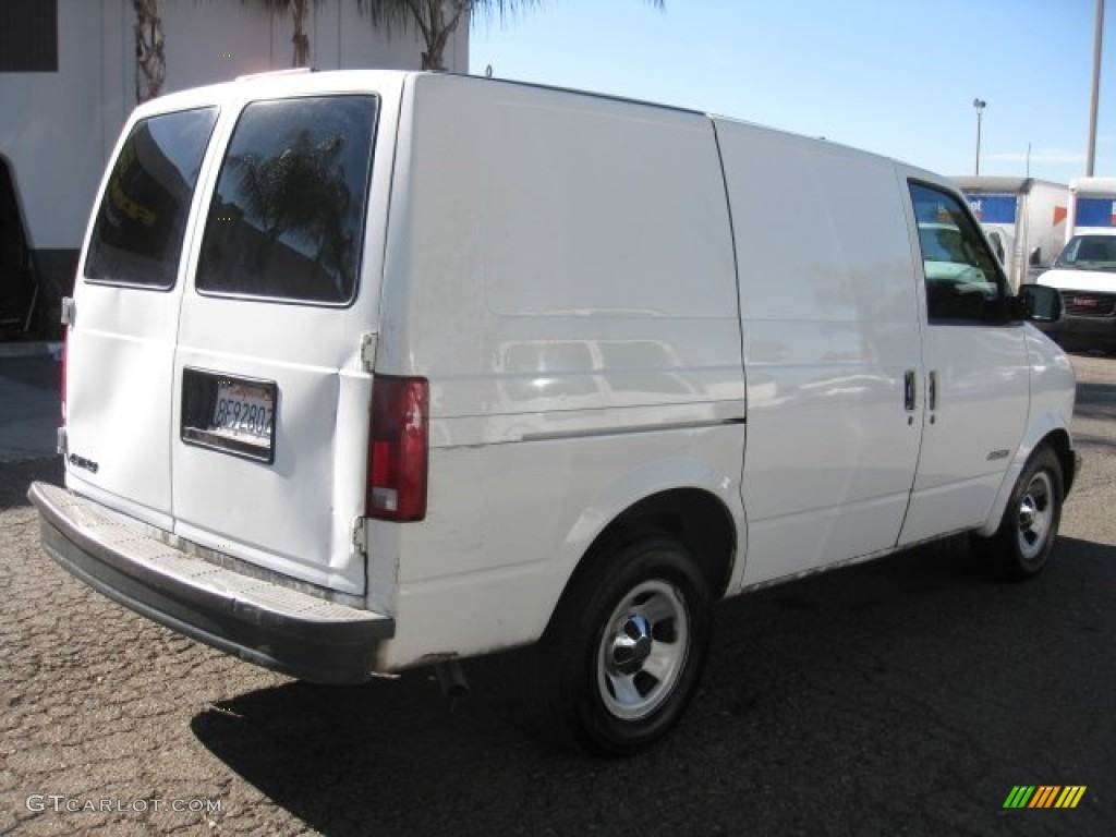 2001 Astro Commercial Van - Ivory White / Pewter photo #6