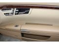 Black - S 550 Sedan Photo No. 41