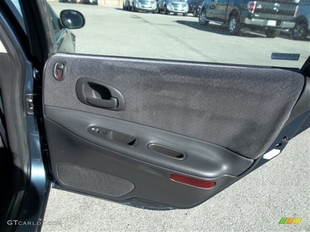 2000 Dodge Intrepid Standard Intrepid Model Agate Door Panel Photo #75950854