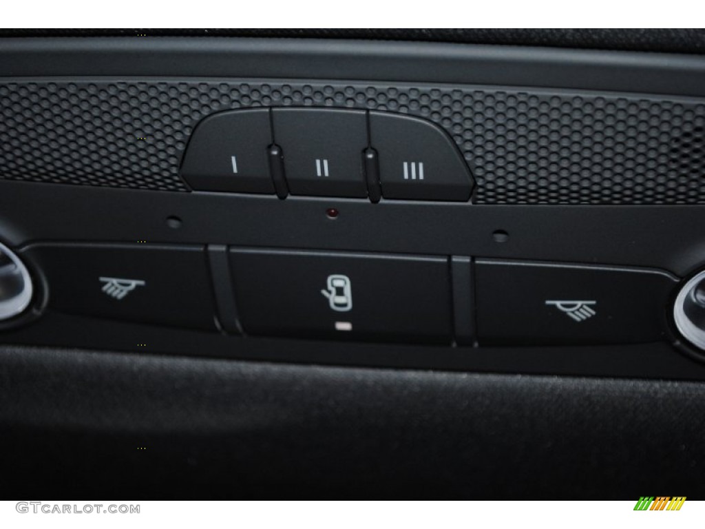 2009 R8 4.2 FSI quattro - Matte Grey / Fine Nappa Black Leather photo #31