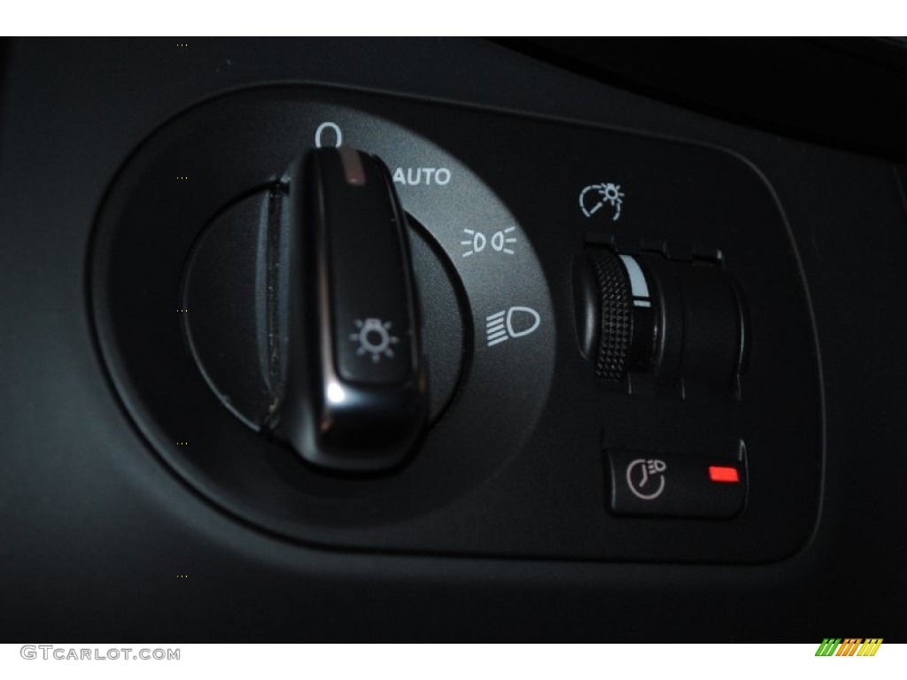 2009 Audi R8 4.2 FSI quattro Controls Photo #75951166