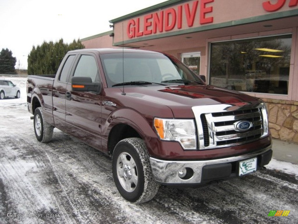 2010 F150 XLT SuperCab 4x4 - Royal Red Metallic / Tan photo #4