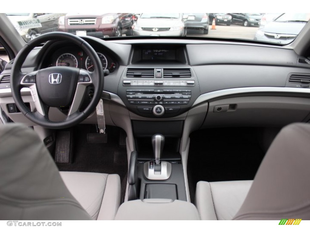 2010 Honda Accord EX-L Sedan Gray Dashboard Photo #75952768