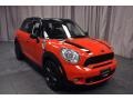 Pure Red - Cooper S Countryman Photo No. 4