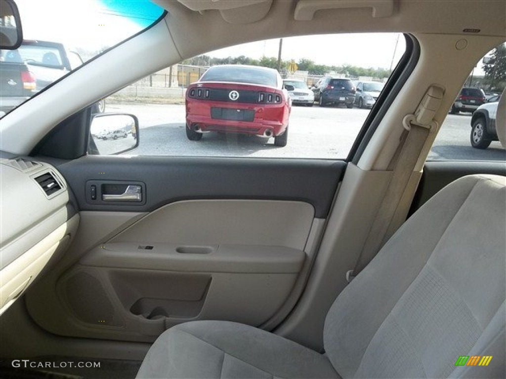 2008 Fusion S - White Suede / Medium Light Stone photo #13