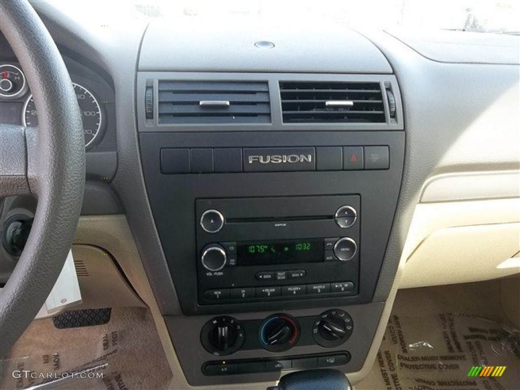 2008 Fusion S - White Suede / Medium Light Stone photo #16