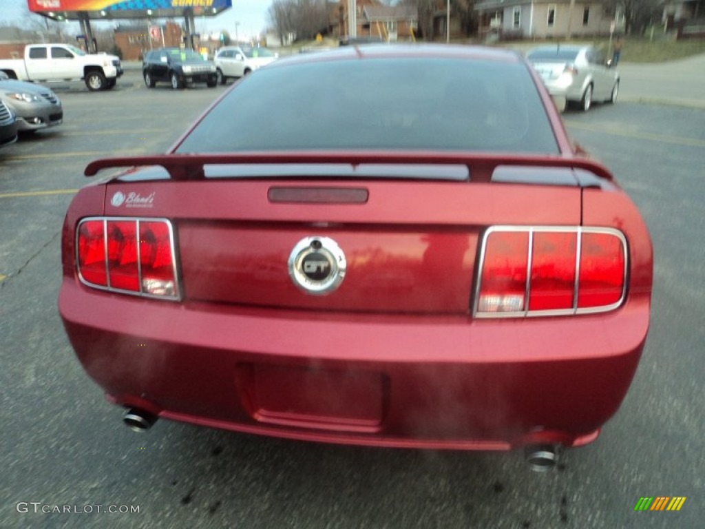 2006 Mustang GT Premium Coupe - Redfire Metallic / Light Parchment photo #19