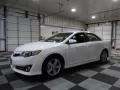 Super White - Camry SE Photo No. 4