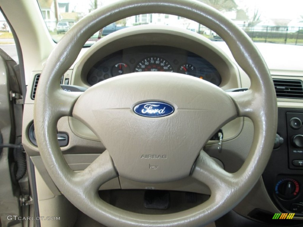 2005 Ford Focus ZX4 S Sedan Dark Pebble/Light Pebble Steering Wheel Photo #75958201